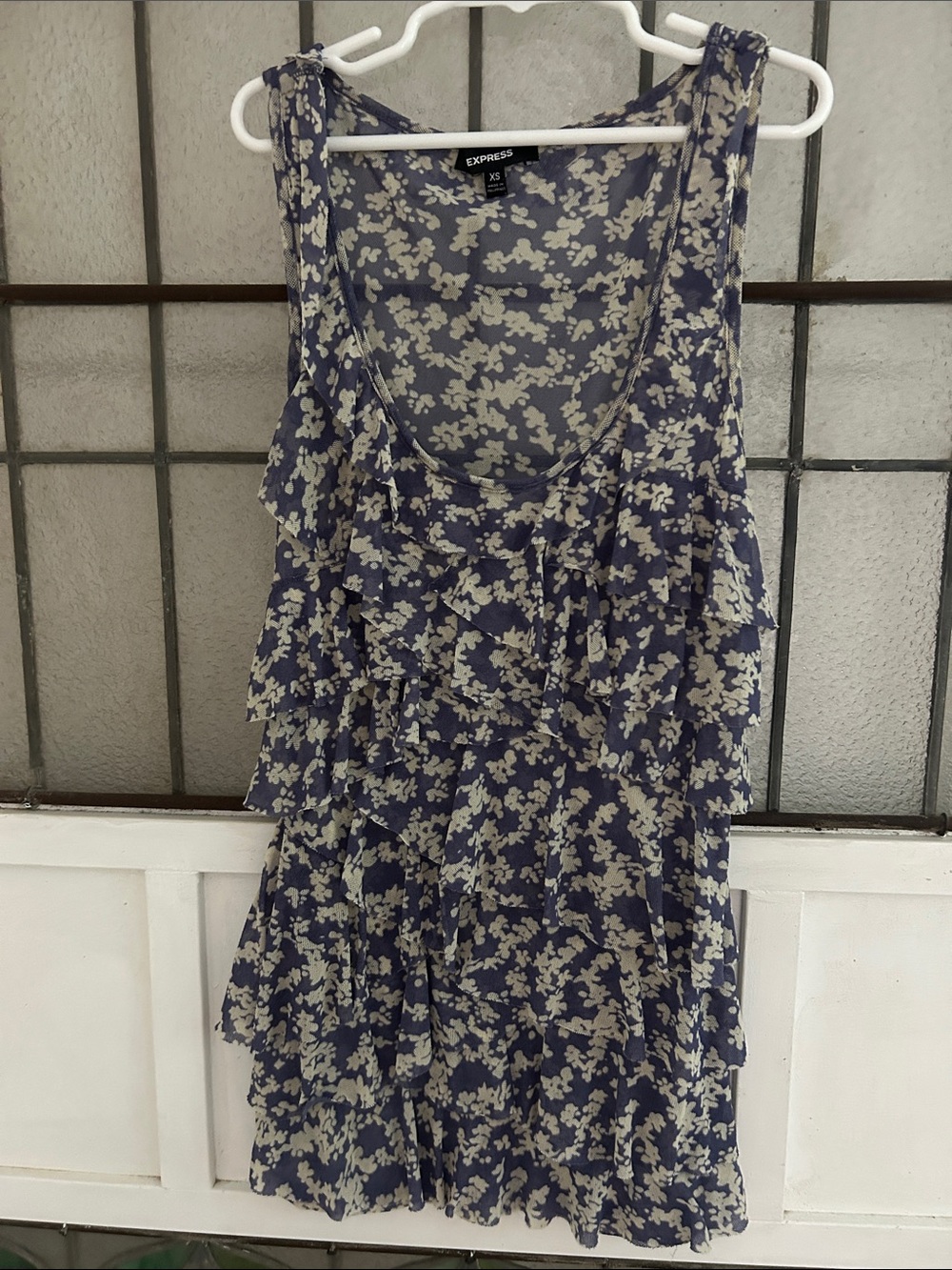 Express purple Floral Ruffle Tank top